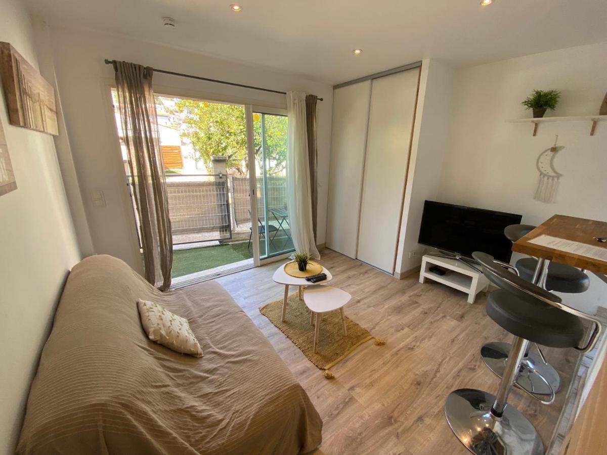 Studio Proche De La Plage De L'Almanarre อิแยร์ ภายนอก รูปภาพ
