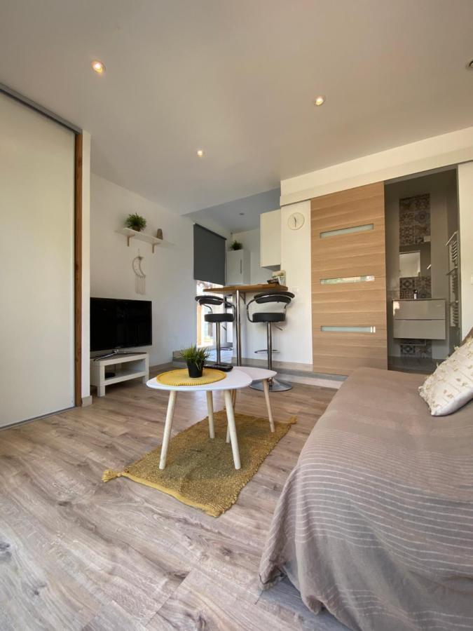 Studio Proche De La Plage De L'Almanarre อิแยร์ ภายนอก รูปภาพ